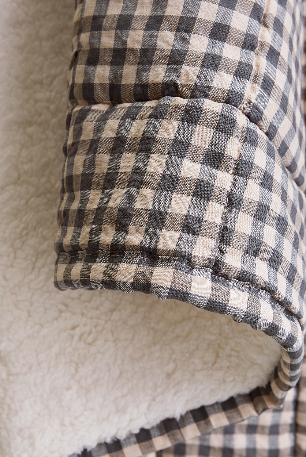 Sarra Sherpa Throw