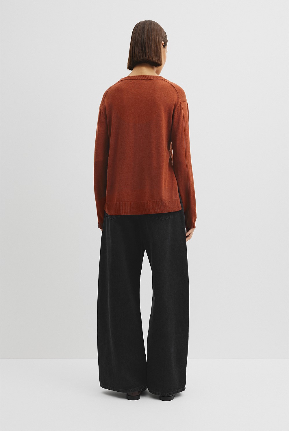 Lightweight Merino V-Neck Knit