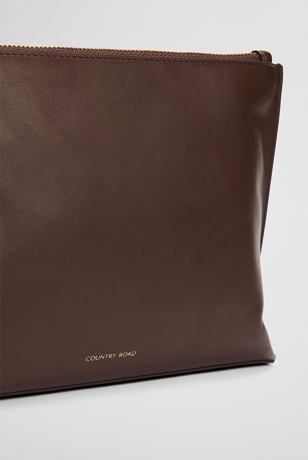 CR Essential Pouch