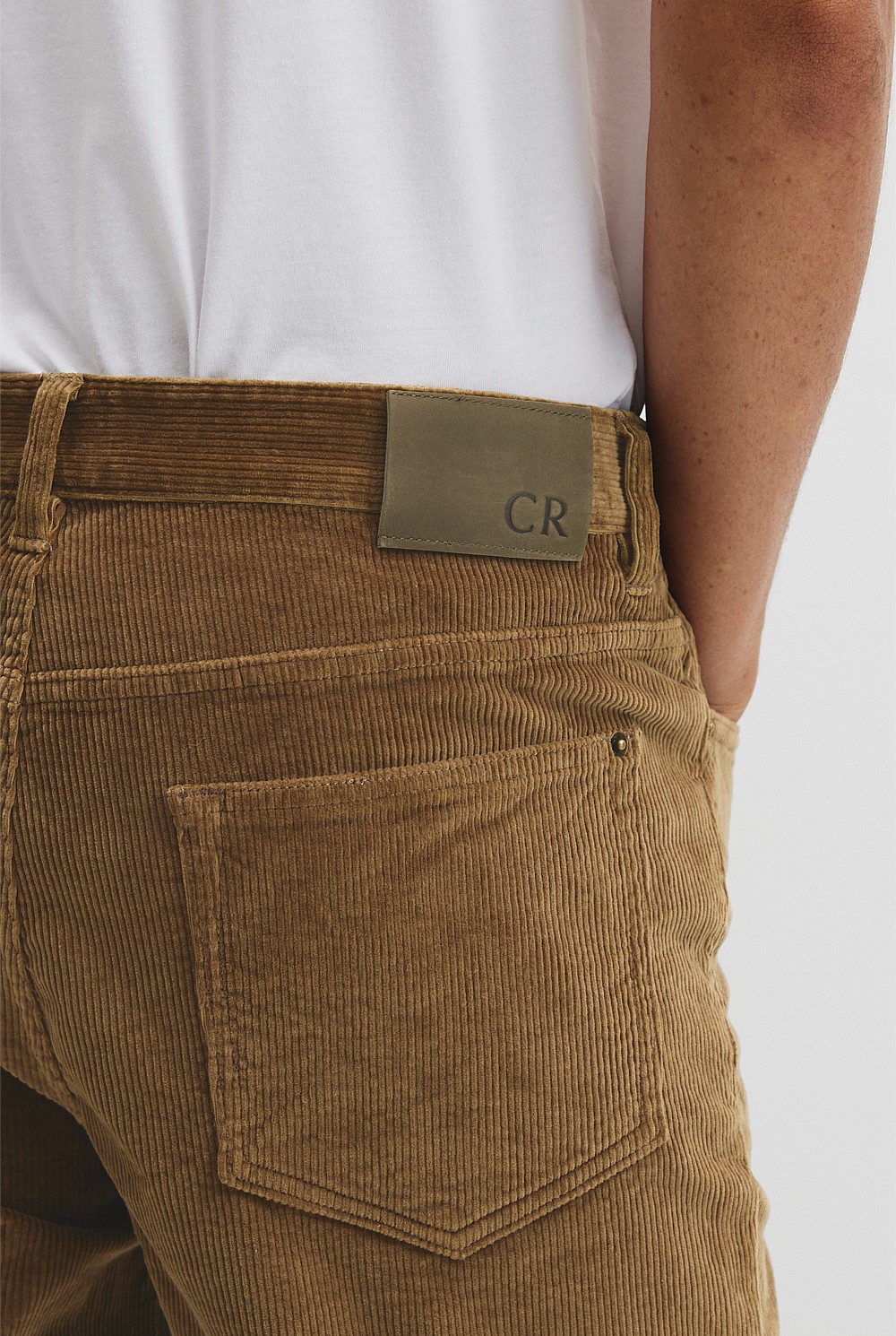 Tapered Cord 5 Pocket Pant