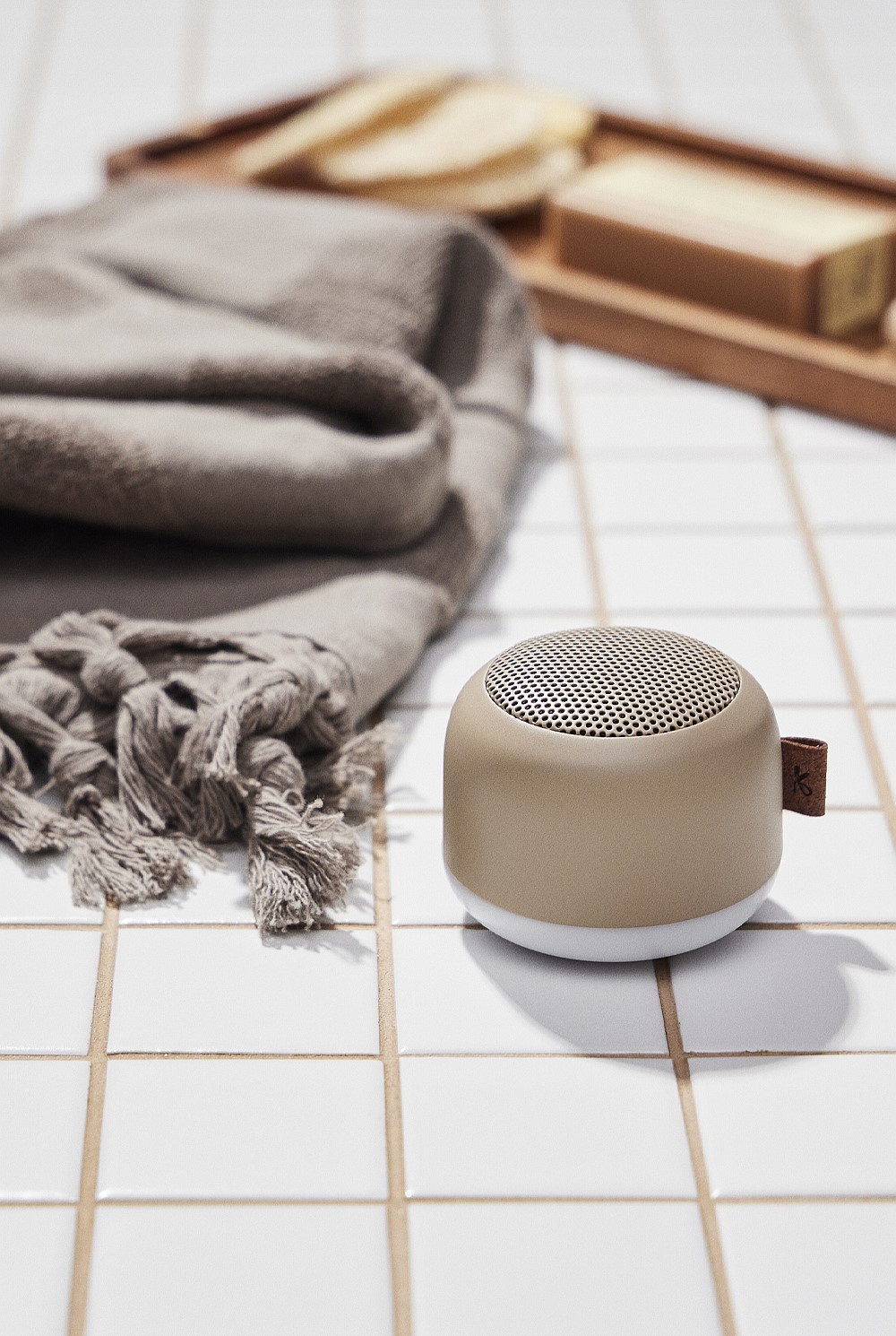 Alight Bluetooth Speaker - Ivory Sand