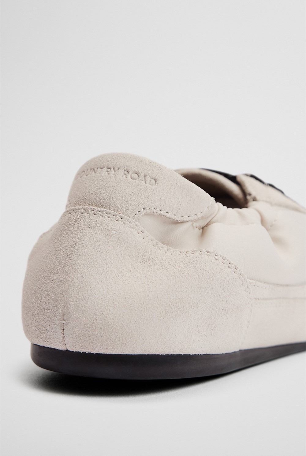 Mica Sneaker