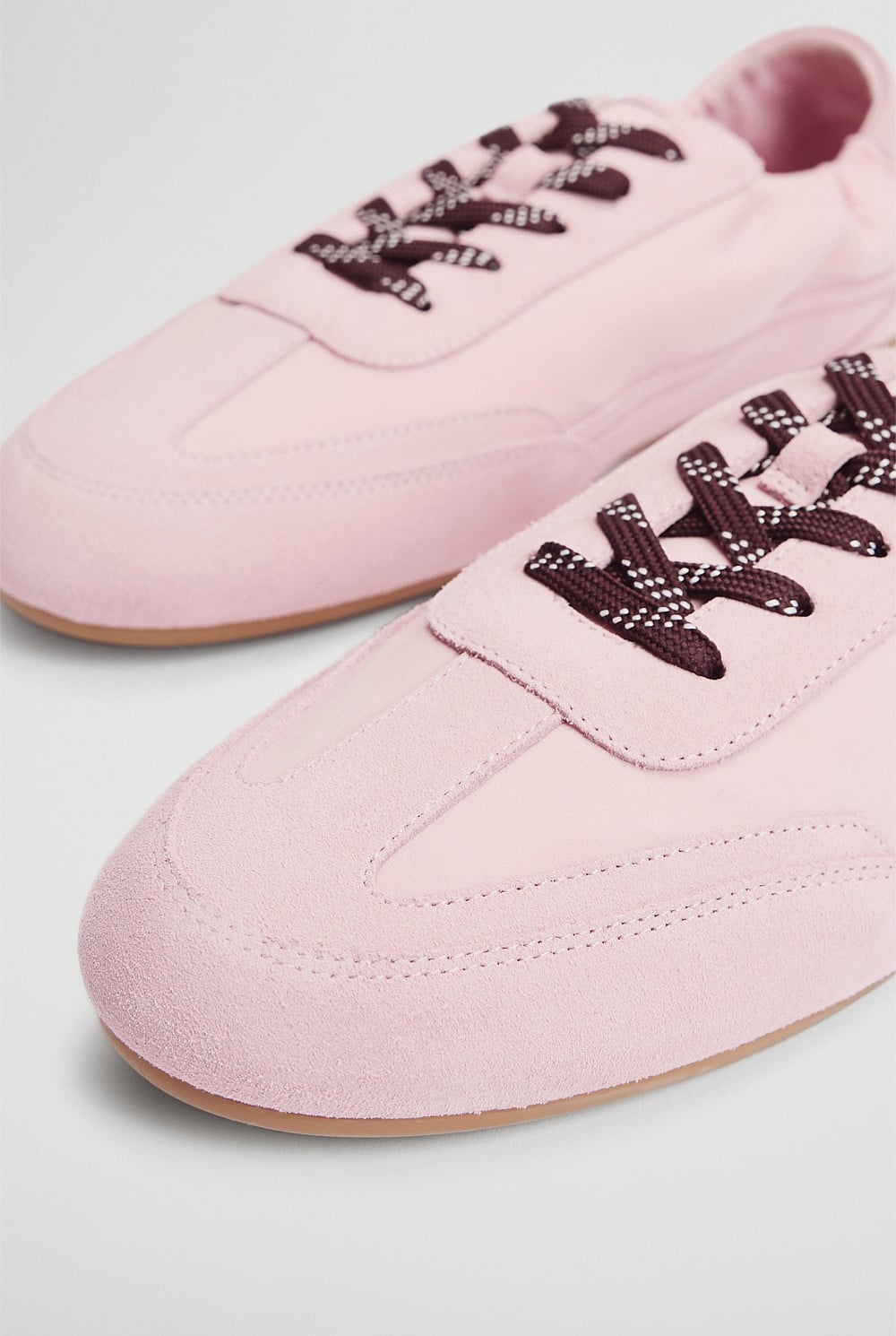 Mica Sneaker