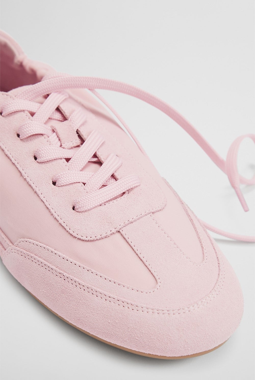 Mica Sneaker