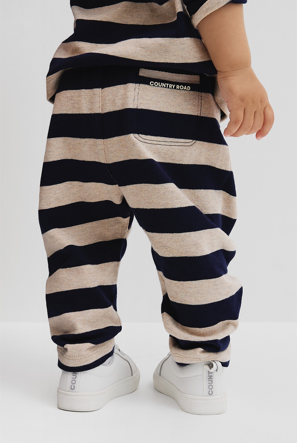 Textured Pull On Pant