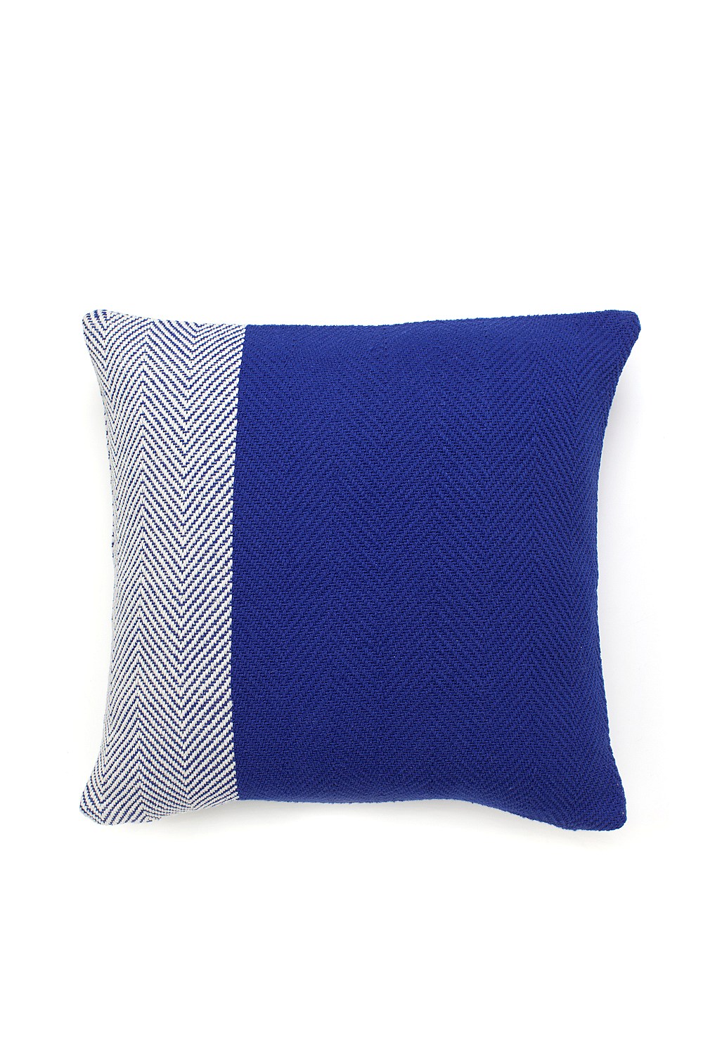 Lauris Cushion