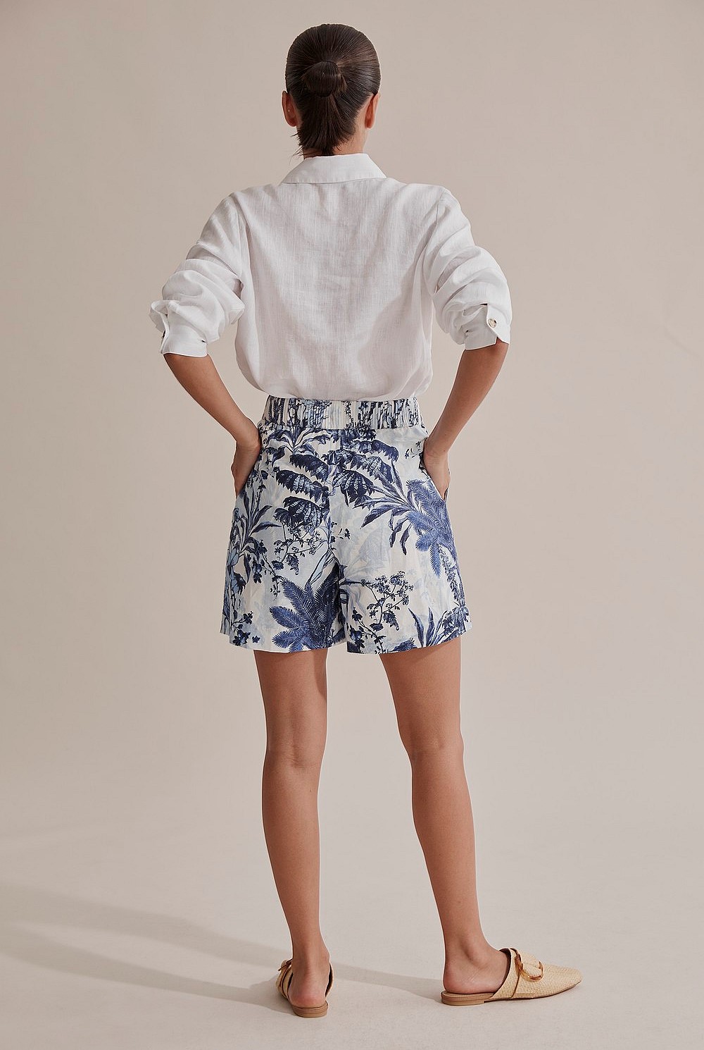 Pleated Waist Short