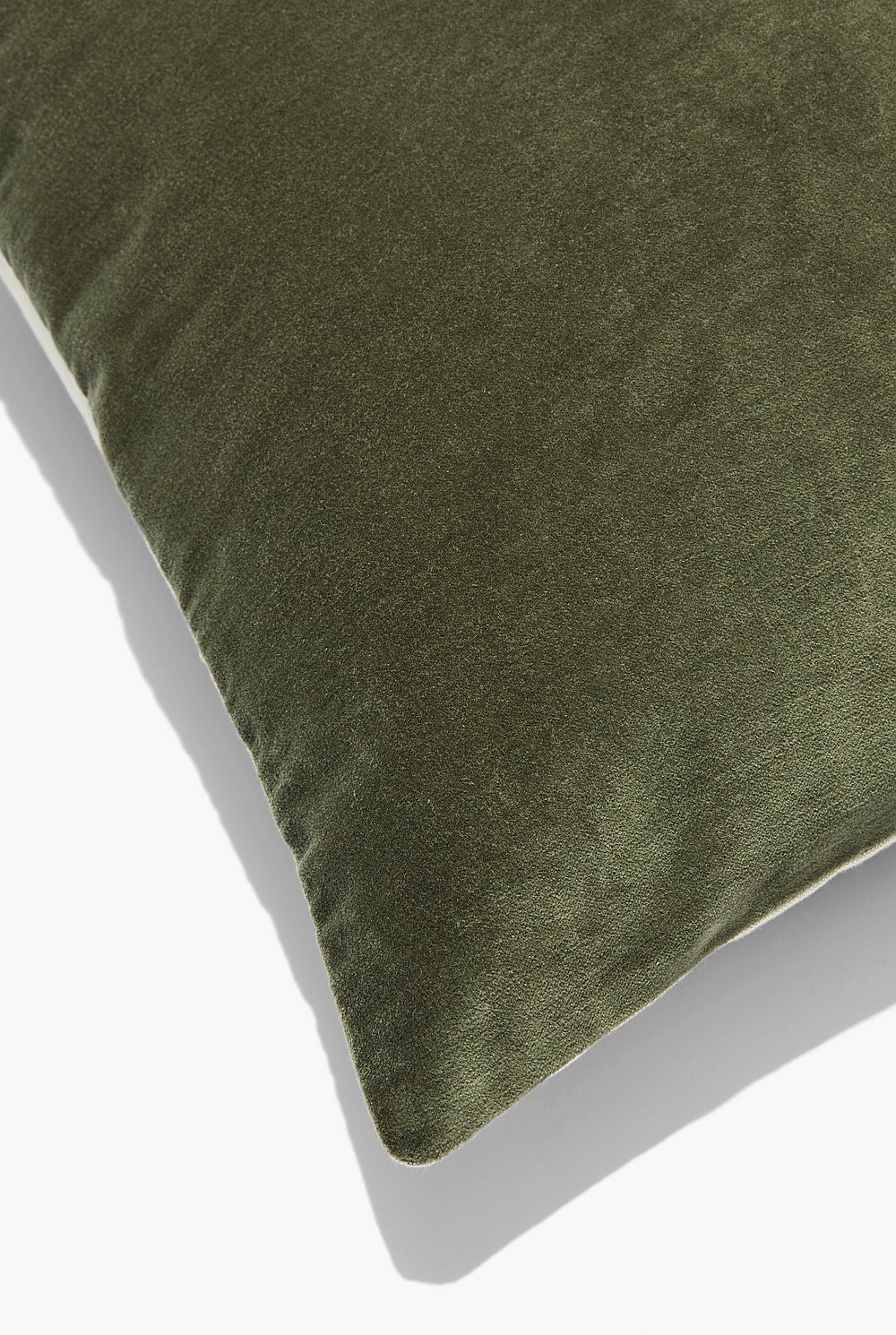 Odos 60x60 Cushion